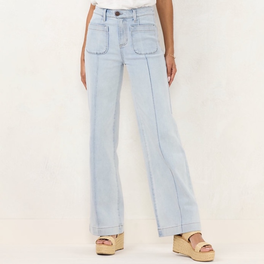 Women's LC Lauren Conrad SuperHigh Waisted Light Blue Flare Jeans NWOT Size 10